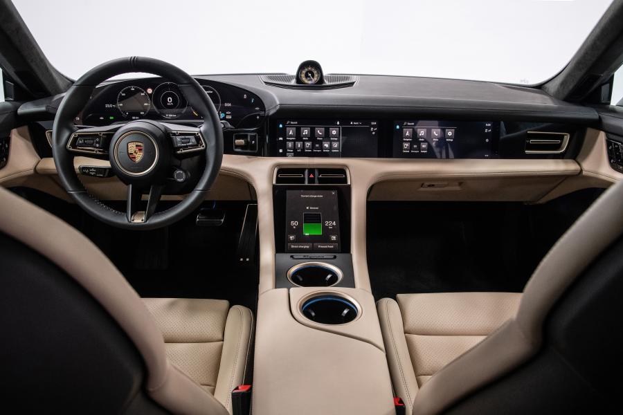  Porsche Taycan Turbo 2019 года  (WW) (фото 30 из 43)
